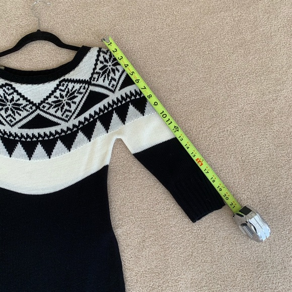 Charlotte Russe B/W Sweater Dress Arctic Pattern - Picture 8 of 10